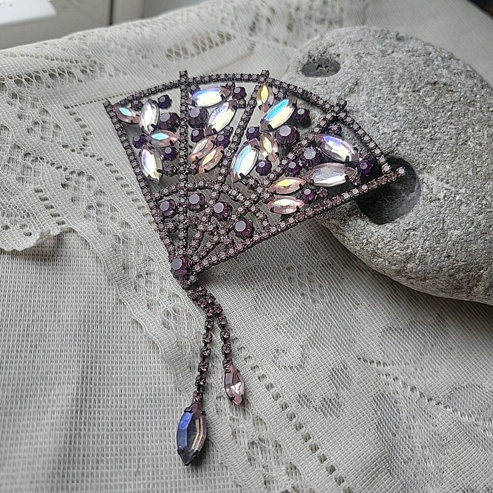 Vintage Large Flirtation Fan Shaped Brooch Rhinestones Openwork Purple Lavendar